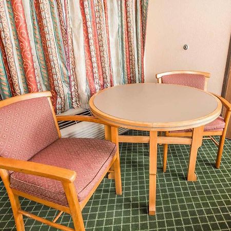 Econo Lodge Pooler - Savannah I-95 Екстериор снимка