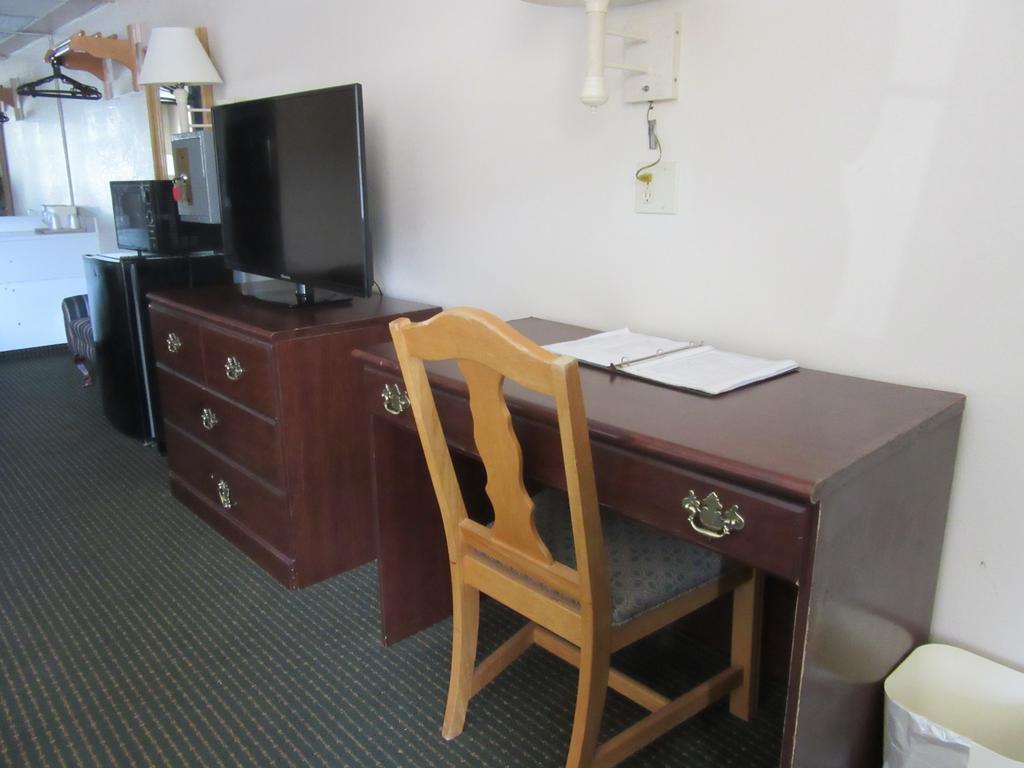 Econo Lodge Pooler - Savannah I-95 Екстериор снимка