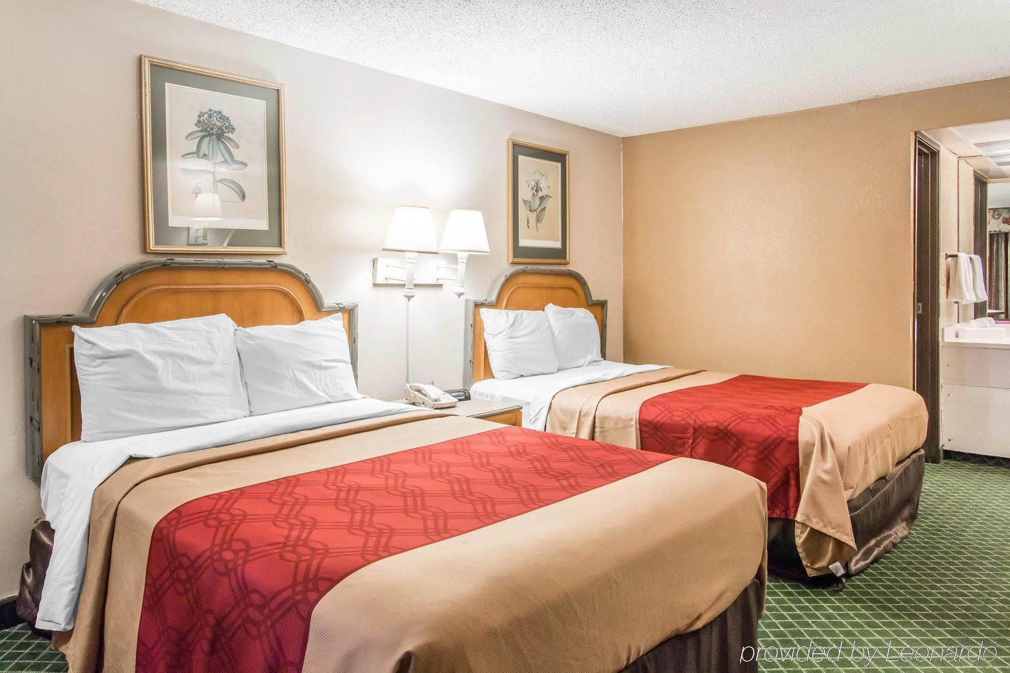 Econo Lodge Pooler - Savannah I-95 Екстериор снимка