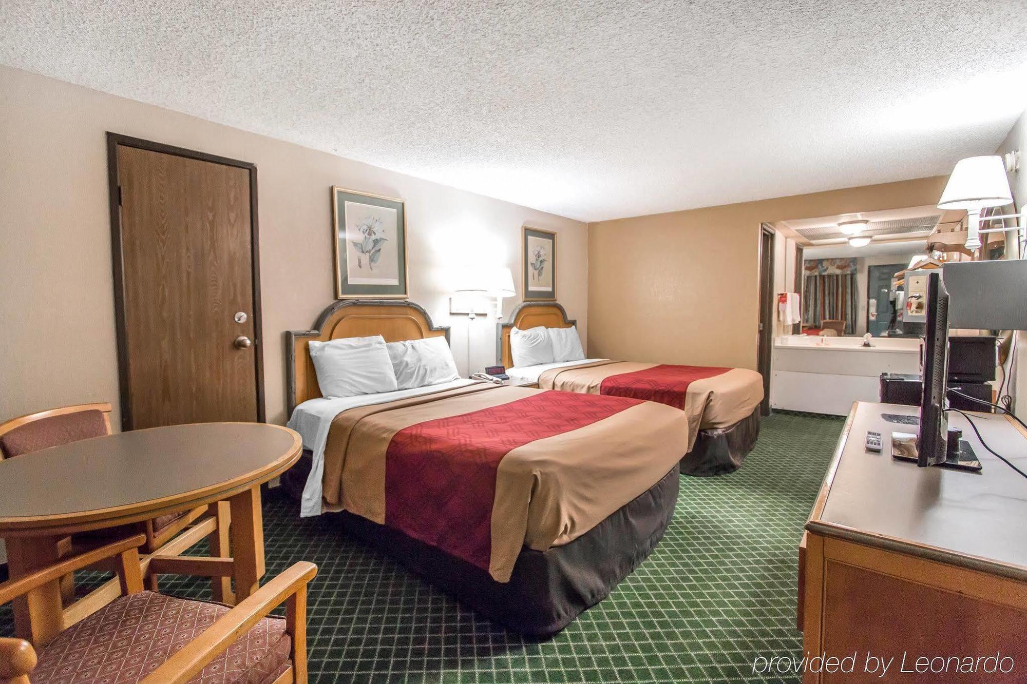 Econo Lodge Pooler - Savannah I-95 Екстериор снимка
