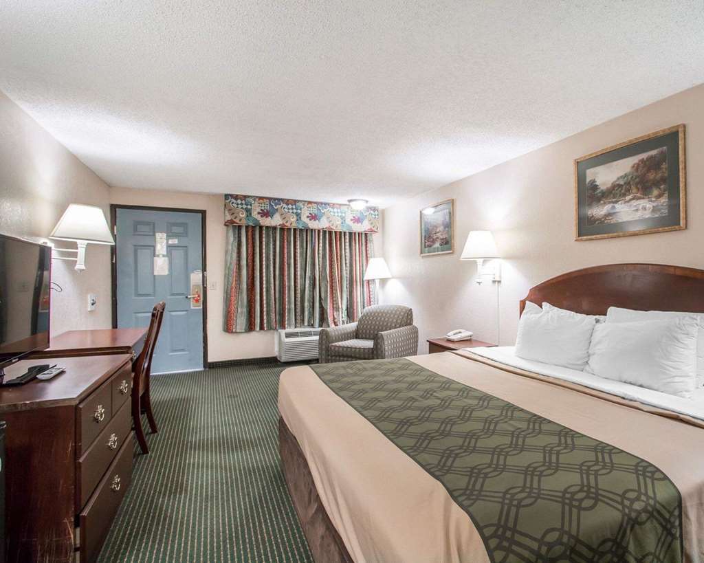 Econo Lodge Pooler - Savannah I-95 Стая снимка