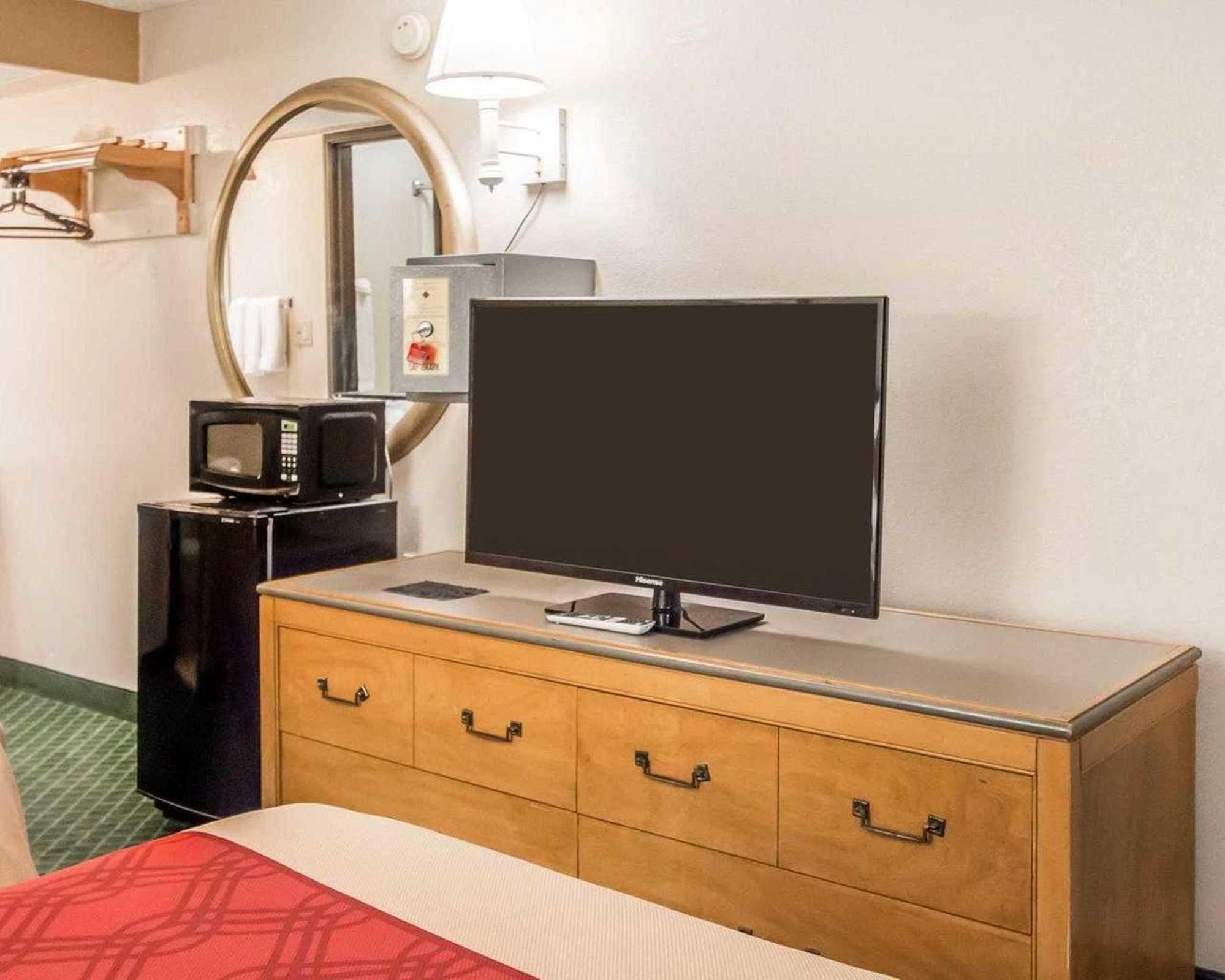 Econo Lodge Pooler - Savannah I-95 Екстериор снимка